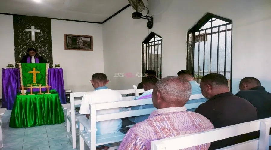 Warga Binaan Lapas Wahai Ikuti Ibadah Minggu Palma Jelang Pekan Suci Paskah