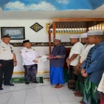 Lapas Tual dan KUA Kei Kecil Serahkan Sertifikat Khatam Al-Qur'an untuk Warga Binaan