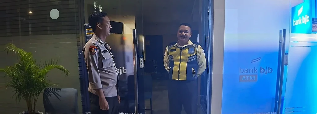 Polsek Kramatwatu Patroli Bank BJB, Ingatkan Satpam Waspada Kejahatan