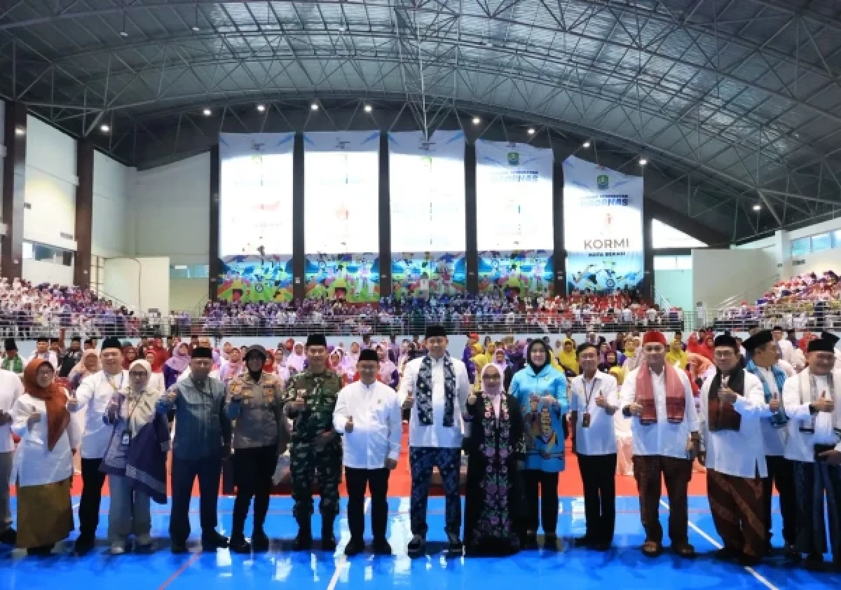 Kota Bekasi Raih Rekor MURI Penulisan Al-Qur'an Serentak