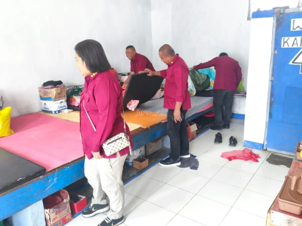 Kanwil Ditjenpas Maluku Geledah Lapas Saparua, Pastikan Bersih dari Halinar