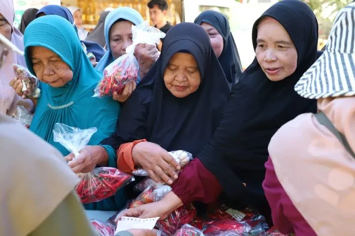 Gampang Sembako Ramadan Pemkot Tangerang Diserbu Warga, Harga Miring Jadi Daya Tarik