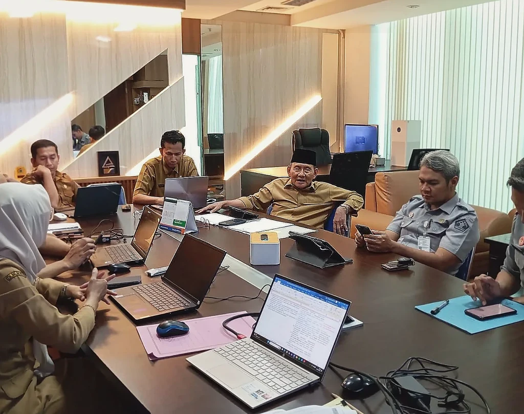Kanwil Kemenkum Banten Bahas Raperwal Retribusi Pelayanan Pasar Tangerang Selatan