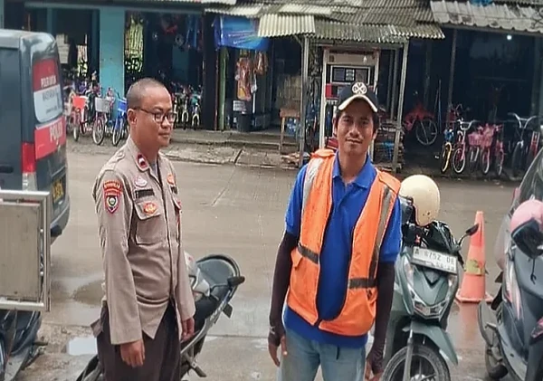 Polsek Serang Patroli di Pasar Rau, Jaga Kamtibmas dan Beri Rasa Aman Warga