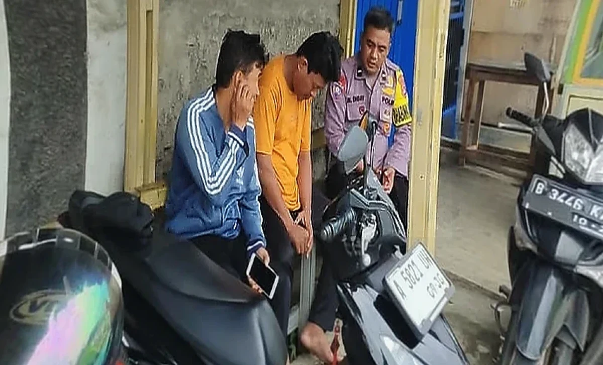 Polsek Ciwandan Patroli Dialogis di Pangkalan Ojek, Sampaikan Pesan Kamtibmas