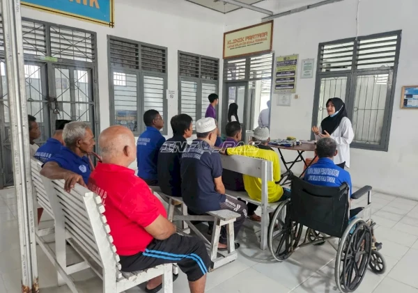 Lapas Kuala Tungkal Gelar Pos Kesehatan Lansia untuk Warga Binaan