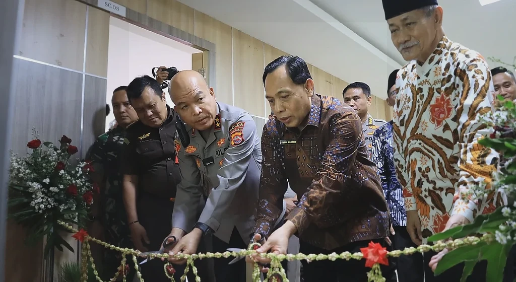 Kapolda Banten Irjen Pol Hengki Resmikan Pusat Studi Kepolisian di Untirta