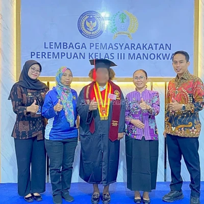Lapas Perempuan Manokwari Fasilitasi Wisuda Daring Warga Binaan R