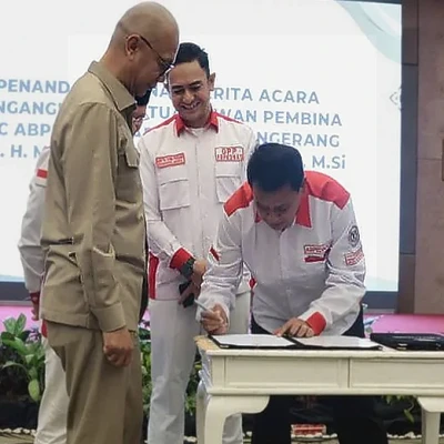 Bupati Tangerang Dikukuhkan Jadi Pembina ABPEDNAS, Kejaksaan Gelar Program Jaga Desa