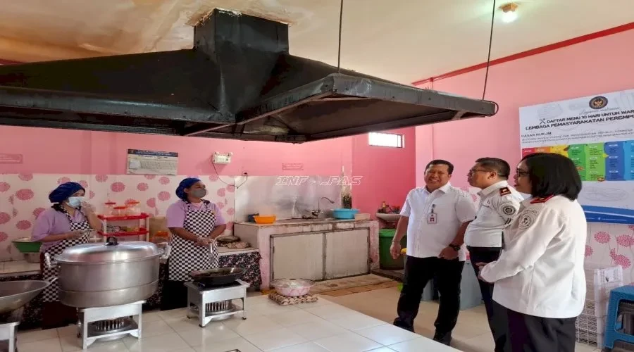 Deputi Kemenko Polhukam Kunjungi Lapas Perempuan Ambon, Perkuat Layanan Warga Binaan