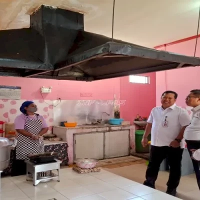 Deputi Kemenko Polhukam Kunjungi Lapas Perempuan Ambon, Perkuat Layanan Warga Binaan