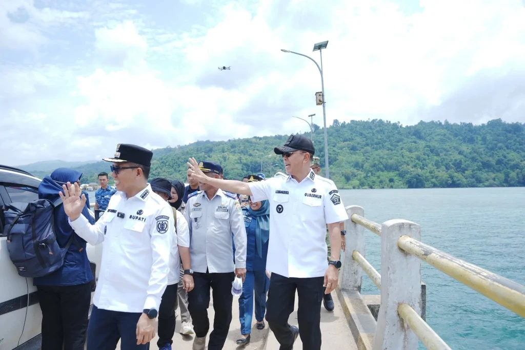 Gubernur Sultra Pantau Arus Mudik Amolengo-Torobulu, Tekankan Keselamatan dan Kenyamanan