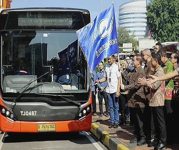 Transjakarta Buka Rute Baru Blok M-Bandara Soetta, Permudah Akses Warga Jabodetabek