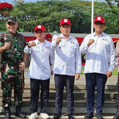 Siswa SMKN 5 Bandung Pimpin Upacara Pelantikan PMR se-Kota Bandung