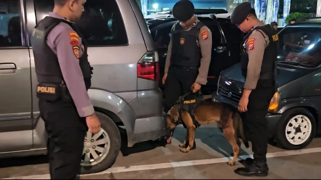 Polda Banten Kerahkan K9 dan X-Ray di Pelabuhan Merak, Antisipasi Kejahatan Arus Mudik