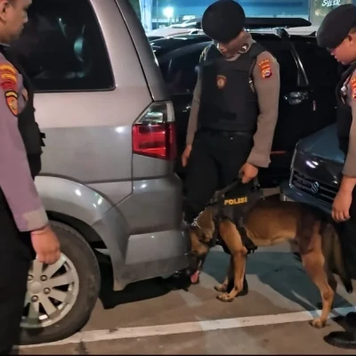 Polda Banten Kerahkan K9 dan X-Ray di Pelabuhan Merak, Antisipasi Kejahatan Arus Mudik