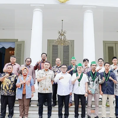Gubernur Banten Andra Soni Dialog dengan HMI, Tegaskan Tak Anti Kritik