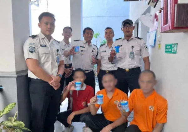 Rutan Banjarnegara Gelar Tes Urine Mendadak, Petugas dan Warga Binaan Negatif Narkoba
