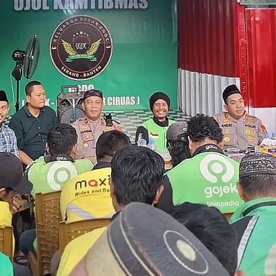 Kapolres Serang Gelar Buka Puasa Bersama Komunitas Ojol Kamtibmas