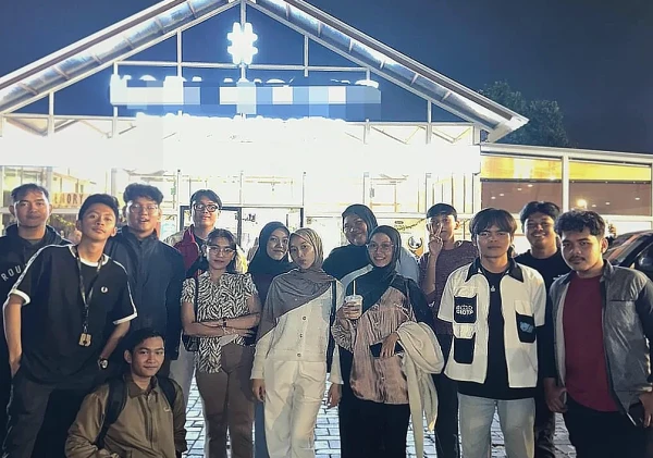Leonardo Dulius Reuni Haru dengan Teman Lama Alumni SDN 11