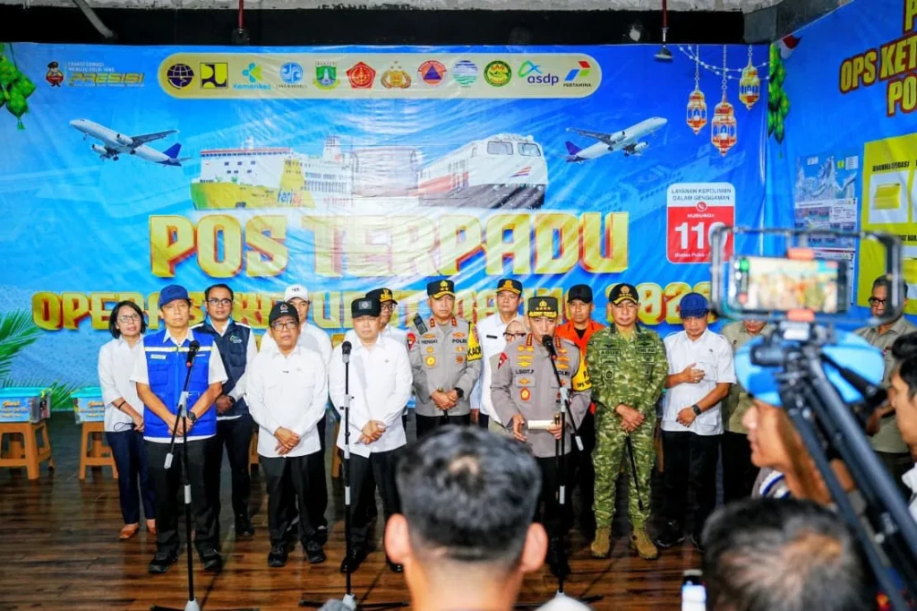 Kapolri Tinjau Arus Mudik Lebaran 2026 di Merak, Pastikan Pelayanan Maksimal