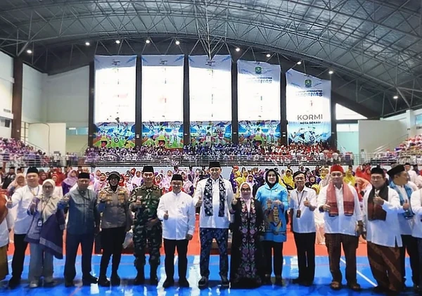 Pemkot Bekasi Raih Rekor MURI Lewat Gerakan Menulis Al-Qur'an Serentak