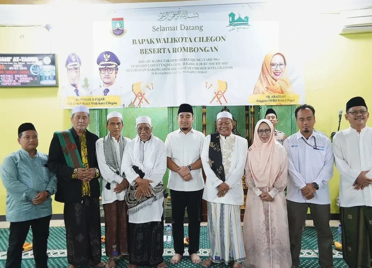 Wali Kota Cilegon Robinsar Pererat Silaturahmi Lewat Safari Ramadan di Cibeber
