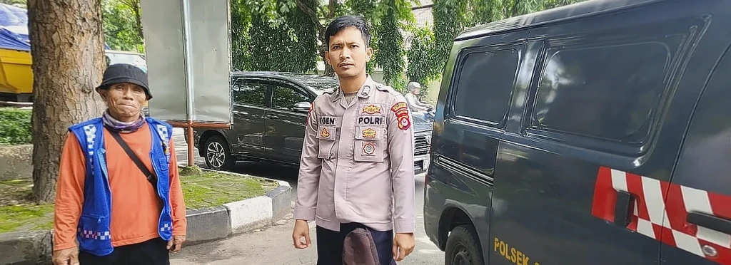 Polsek Serang Sosialisasi Anti Premanisme ke Juru Parkir Alun-Alun Kota