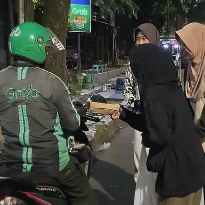 PMII UIN Malang Gelar Sahur On The Road, Sasar Pekerja Informal Kota