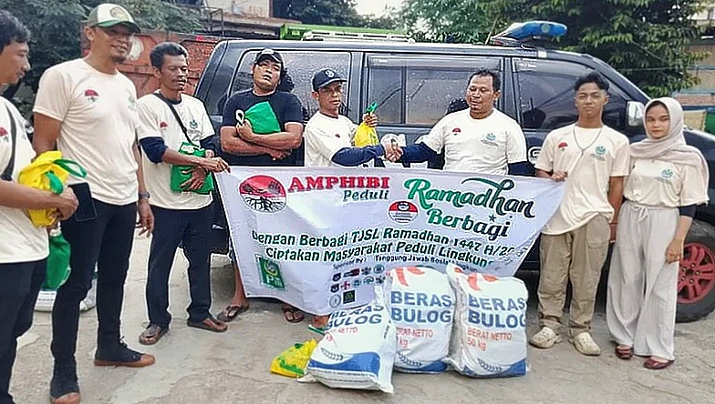 AMPHIBI Salurkan Ratusan Paket TJSL ke Dhuafa dan Pemulung di Ramadhan 2026