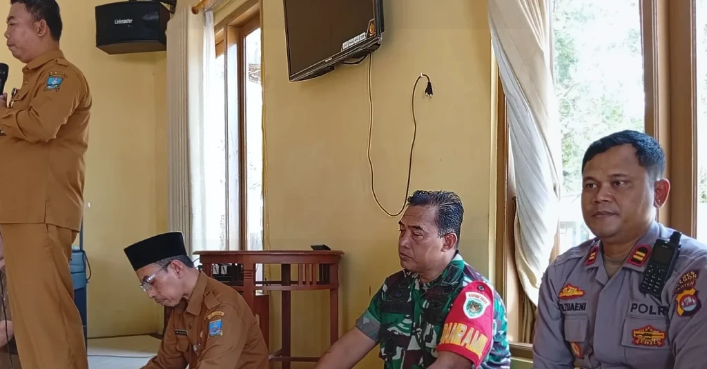 Polsek Anyar Gelar Rapat Koordinasi Pengamanan Wisata Pantai Jelang Libur Idul Fitri