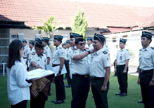 20 Petugas Lapas Tabanan Naik Pangkat, Kalapas Ingatkan Tanggung Jawab Baru