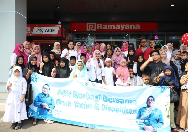 TP PKK Kota Bekasi Ajak Anak Yatim dan Disabilitas Belanja Pakaian Baru di Ramadhan