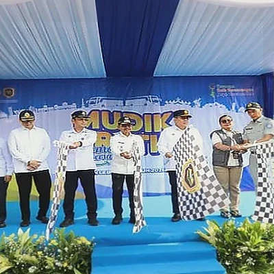 Kemenhub dan Pemkot Tangerang Lepas Ribuan Pemudik Gratis di Terminal Poris Plawad