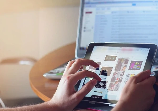 Pakar UIN Cirebon: Literasi Digital Kunci Utama Tangkal Hoaks di Era Digital