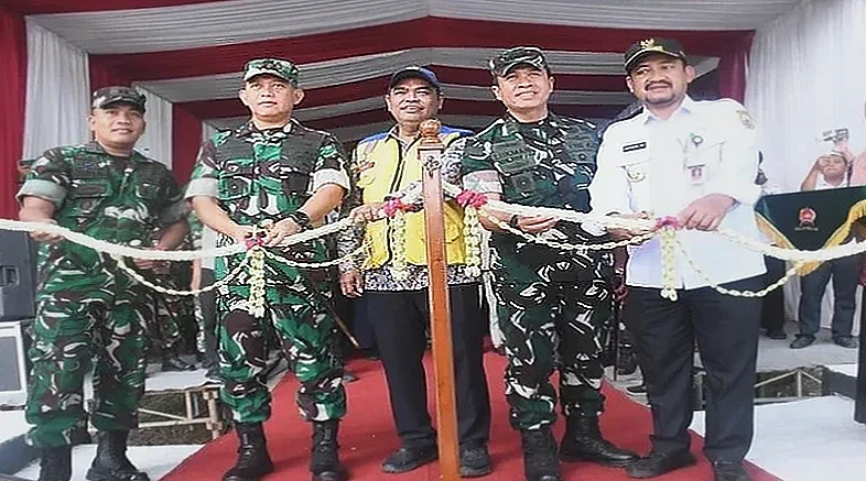 Pangdam IV/Diponegoro Resmikan Jembatan Gantung Bantaragung di Pemalang