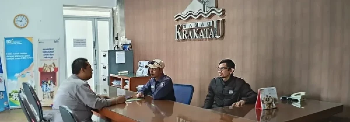 Polsek Kramatwatu Ajak Warga Tingkatkan Kewaspadaan Lewat Patroli Kamtibmas