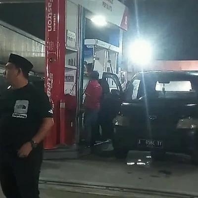 Polsek Ciwandan Cek Stok BBM di Dua SPBU Cilegon, Pastikan Ketersediaan Aman