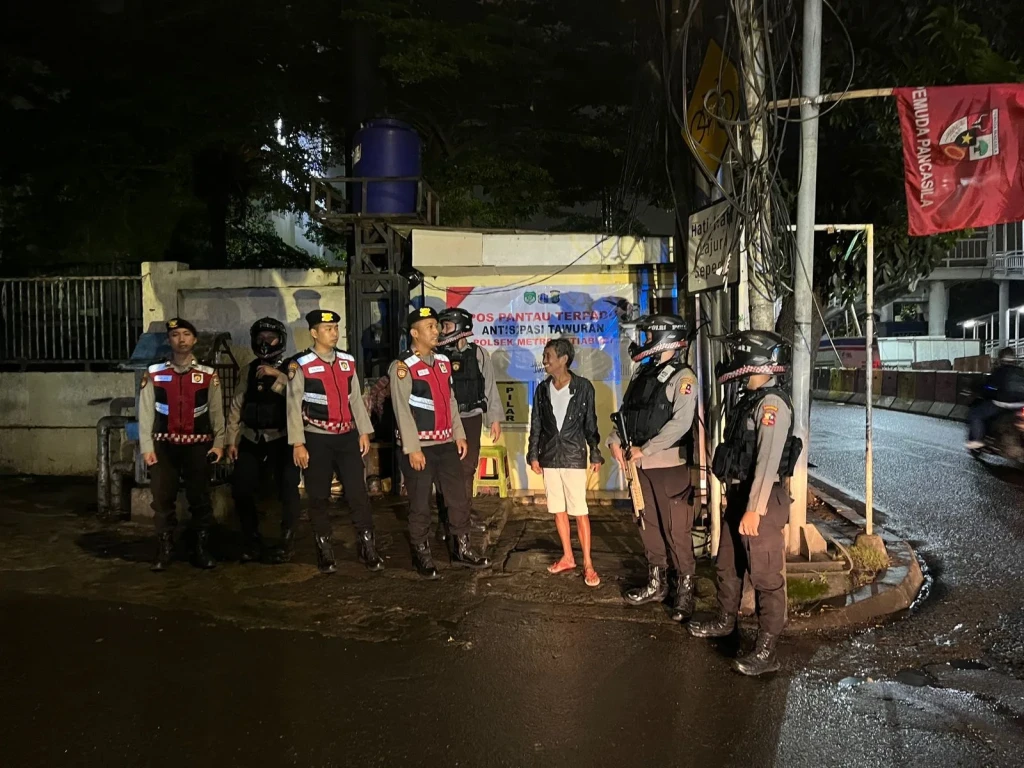Baharkam Polri Gelar Patroli Skala Besar, Pastikan Suasana Sahur di Ibu Kota Aman