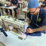 Warga Binaan Lapas Nirbaya Nusakambangan Produktif, Hasilkan 150 Baju Dinas