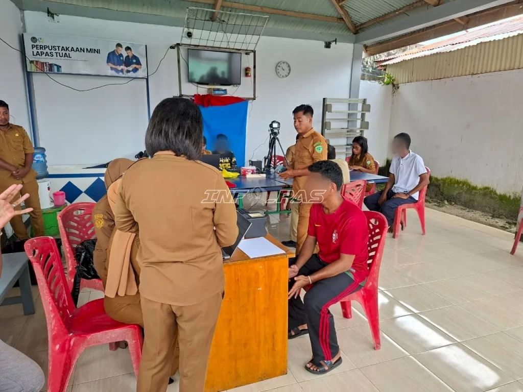 Lapas Tual dan Disdukcapil Gelar Adminduk Terpadu untuk Warga Binaan