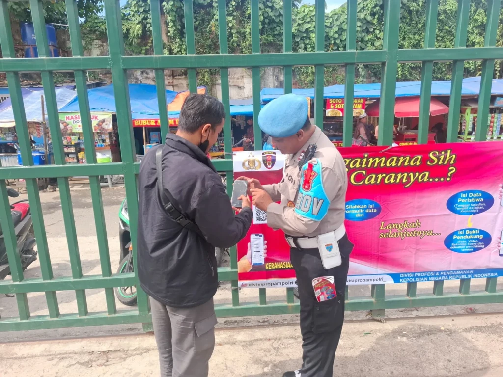 Polsek Rangkasbitung Sosialisasikan QR Pengaduan Propam Pasca Lebaran