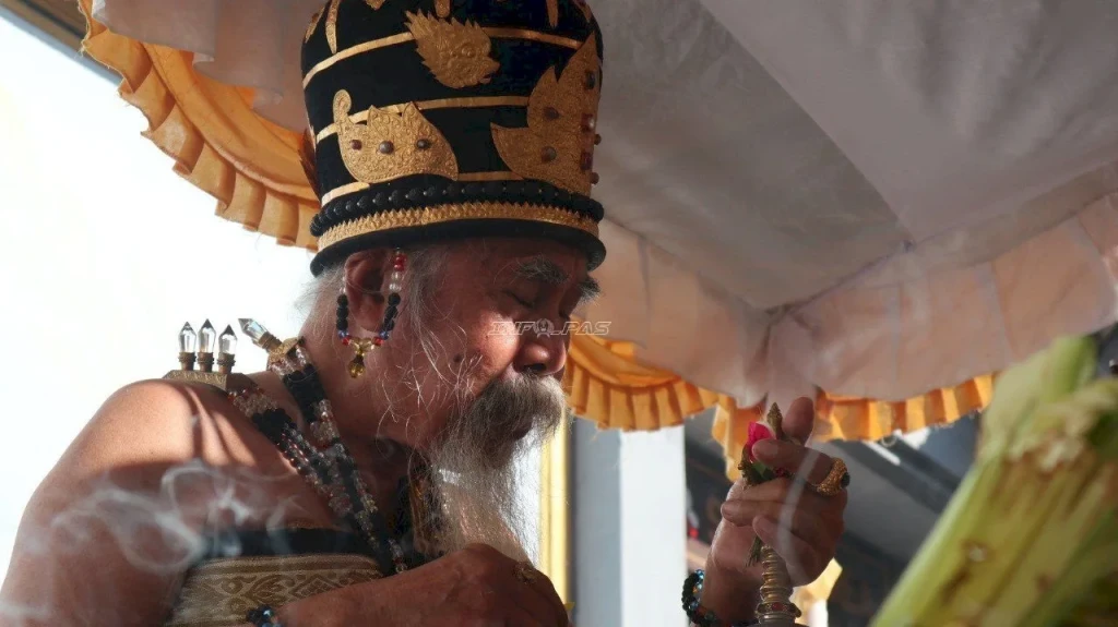 Rutan Klungkung Gelar Odalan Purnama Kedasa, Perkuat Spiritual Warga Binaan Hindu