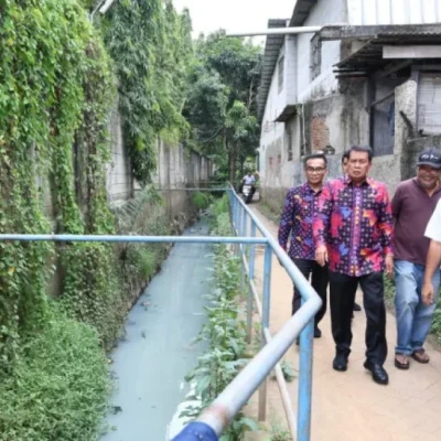 Bupati Tangerang Tinjau Pembangunan Pompa Air Pengendali Banjir di Bencongan