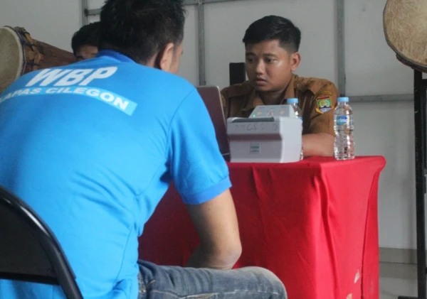 Lapas Kelas IIA Cilegon dan Disdukcapil Gelar Perekaman e-KTP untuk Warga Binaan Jelang Pilkada
