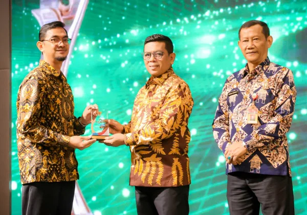 Pemprov Banten Serahkan Penghargaan Proper, Dorong Industri Ramah Lingkungan