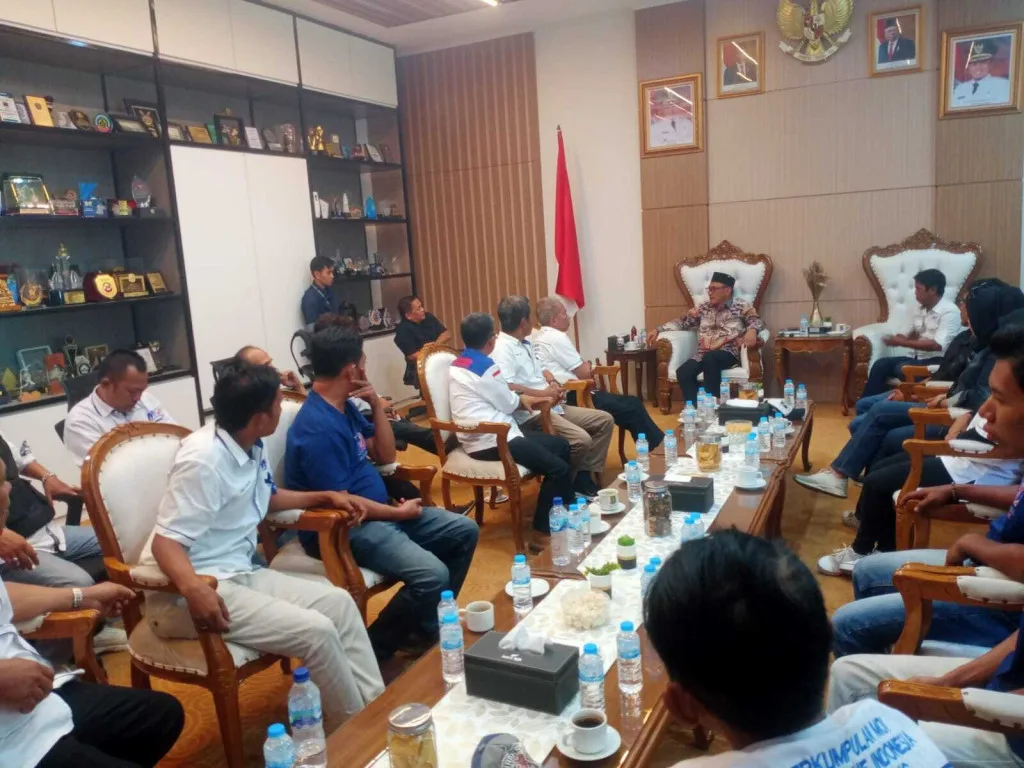 Helldy Agustian Tegaskan Pentingnya Pilkada Bersih dan Kondusif dalam Audiensi dengan MOI Banten