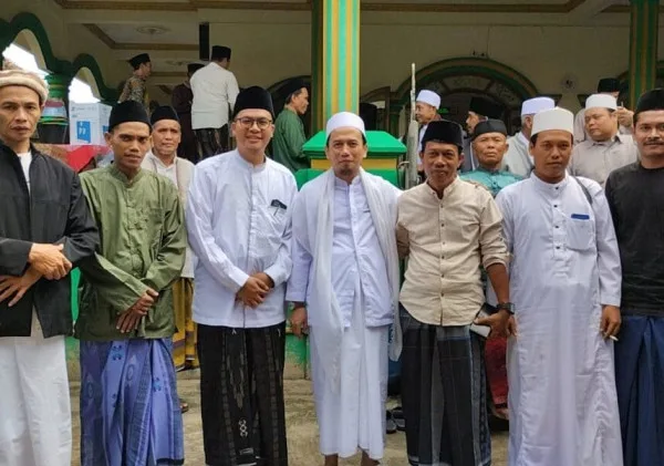 Kepala Desa Sindangheula Gelar Acara Tabligh Akbar dan Peringatan HUT Desa
