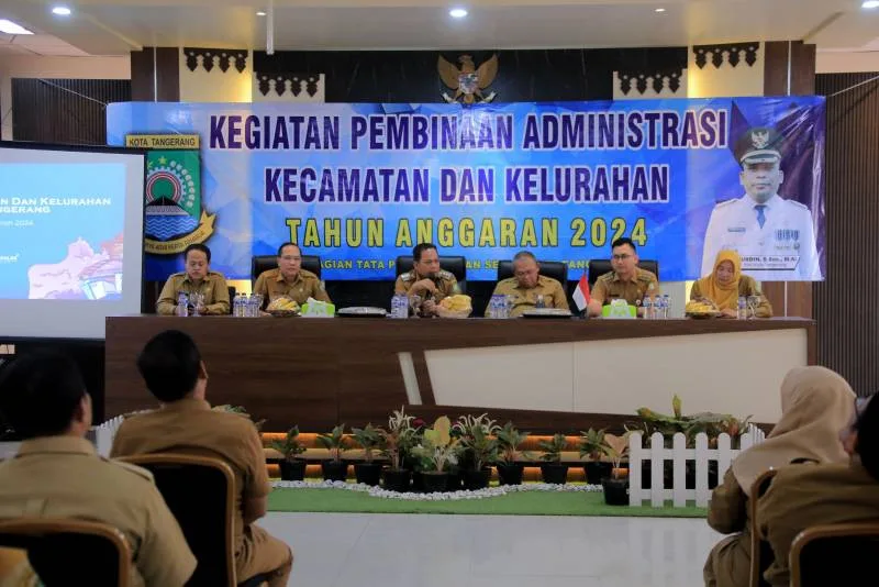 Pembinaan Administrasi Kecamatan dan Kelurahan Tahun Anggaran 2024, Nurdin Minta Camat dan Lurah Responsif Dalam Pelayanan Publik