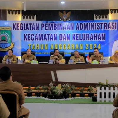 Pembinaan Administrasi Kecamatan dan Kelurahan Tahun Anggaran 2024, Nurdin Minta Camat dan Lurah Responsif Dalam Pelayanan Publik